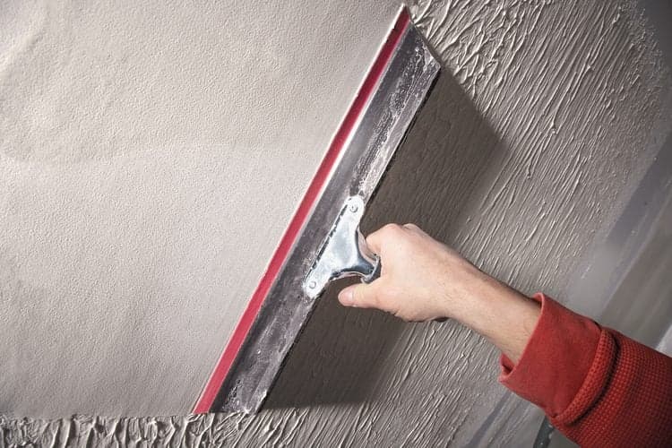 Wall Skim Coating (Plastering)