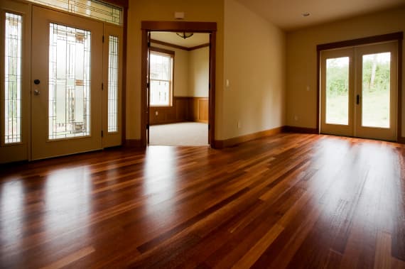 Parquet Varnishing