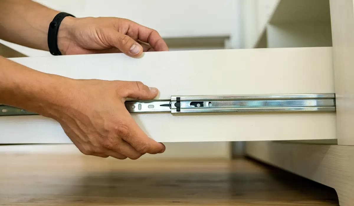 Drawer Runner Repair